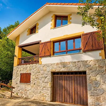 En Pechon, Vistas Panoramicas Al Mar, Bbq, Parking Privado Y Playas Cercanas Pechon