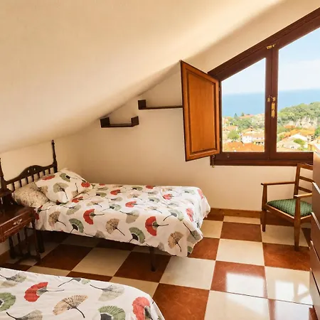 En Pechon, Vistas Panoramicas Al Mar, Bbq, Parking Privado Y Playas Cercanas * Pechon